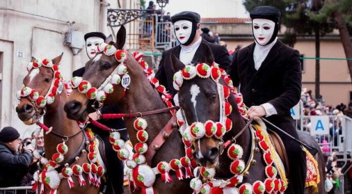 Roadtrip Sardegna: itinerario 14-15 giorni e cosa vedere la Sartiglia di Oristano